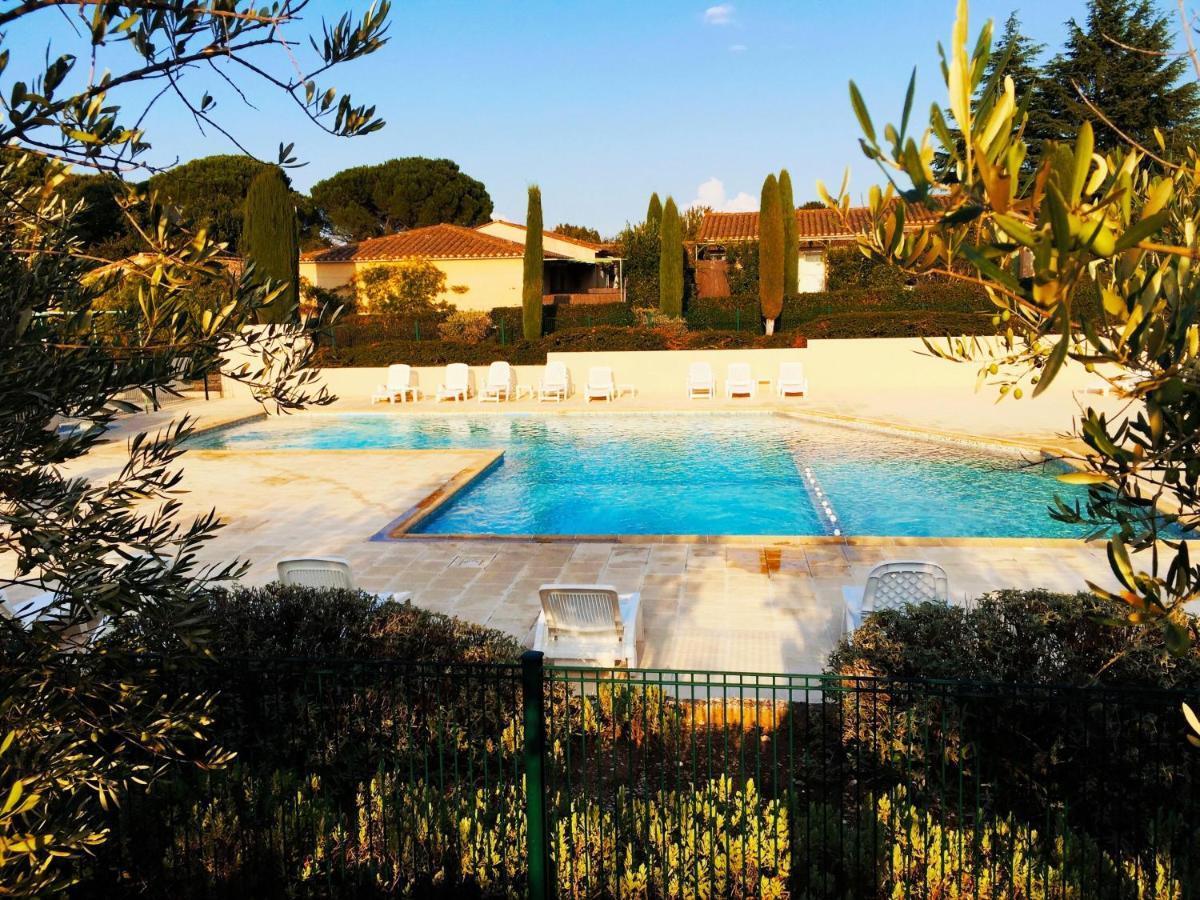 Le Mazet De Lola Villa Saint-Rémy-de-Provence Екстериор снимка